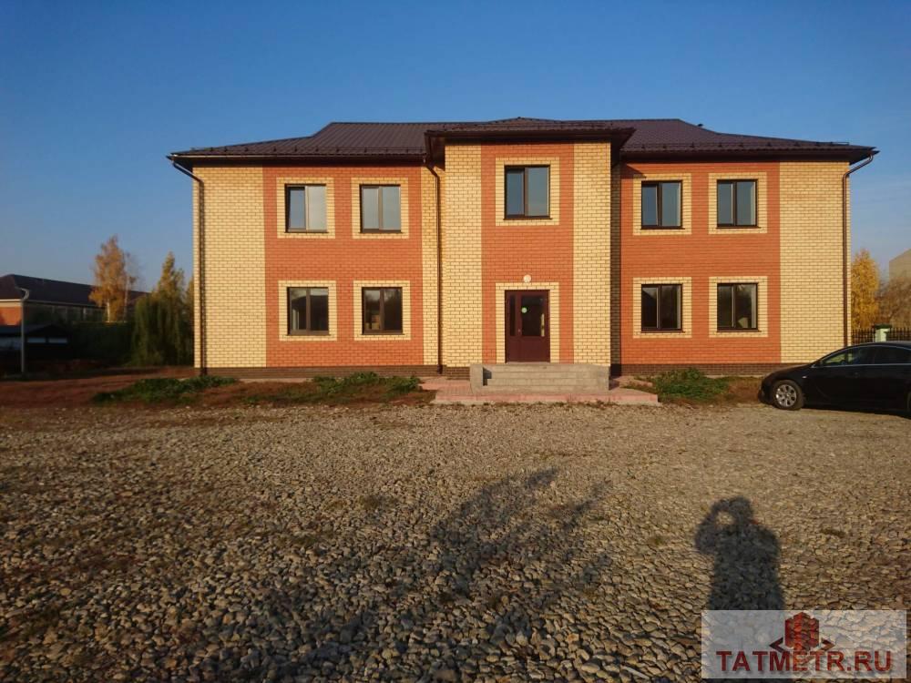 Аренда / Commercial / Retail, Буинск, Космовского улица, 100 000 Сдается в аренду новое, отдельно стоящее 2х этажное здание, общей площадью 500м2. Возможна сдача помещения частями,...