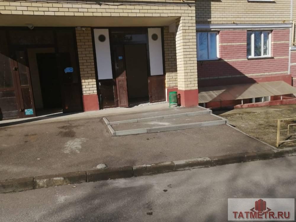 Продажа / Commercial / Office, Казань, Академика Завойского улица, 17 000 000 Офисное помещение площадью 225 м2 на 1 этаже 10-этажного здания класса в 9 мин. транспортом от м. Дубравная, район... - 1