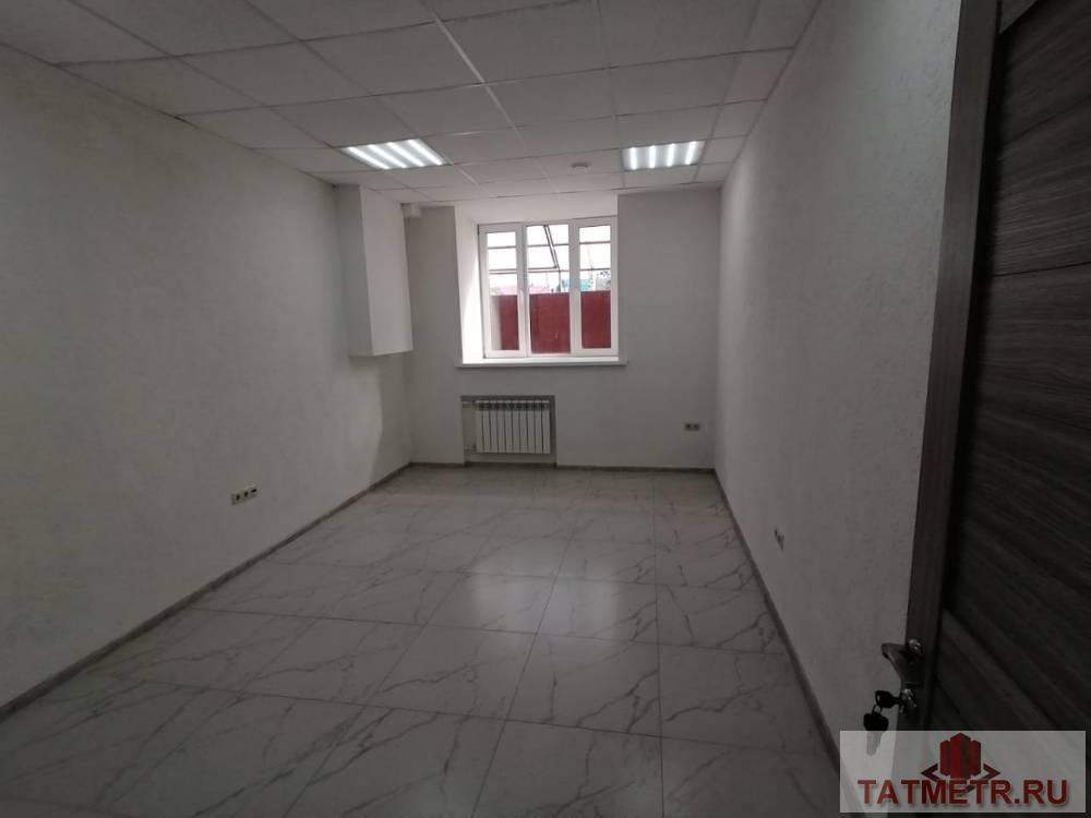 Продажа / Commercial / Office, Казань, Академика Завойского улица, 17 000 000 Офисное помещение площадью 225 м2 на 1 этаже 10-этажного здания класса в 9 мин. транспортом от м. Дубравная, район... - 2