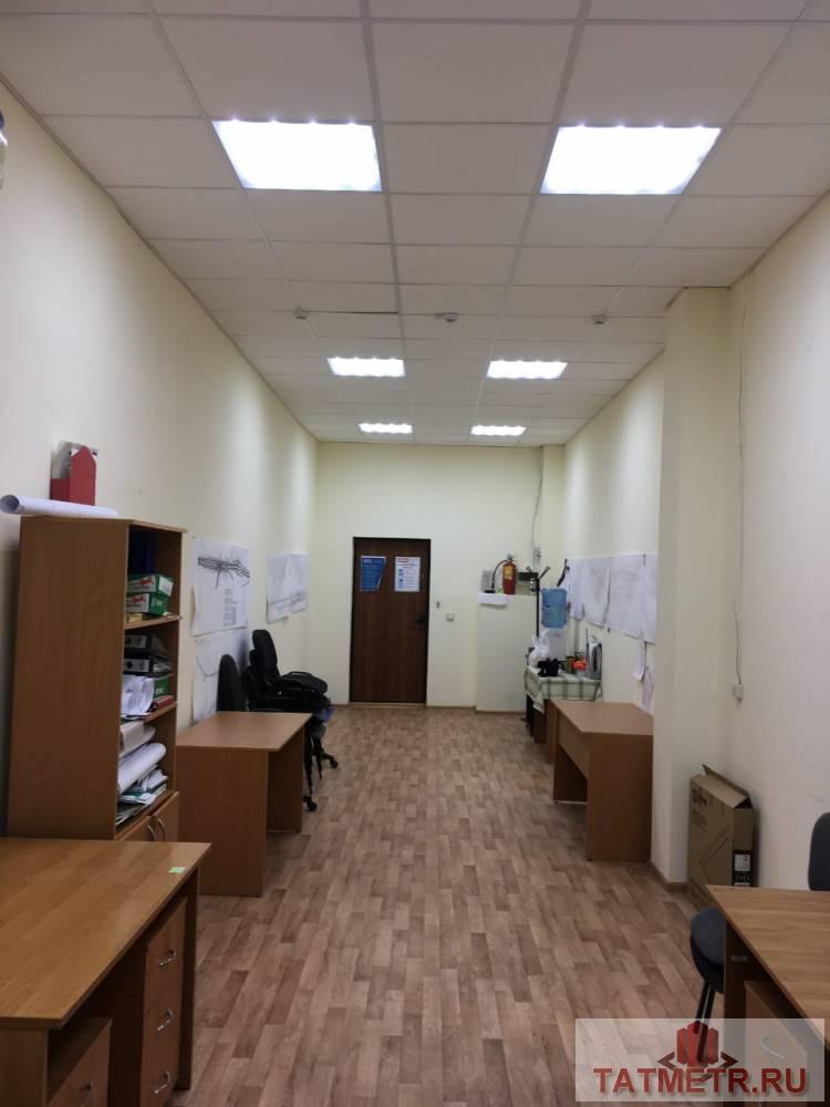 Аренда / Commercial / Office, Казань, Саид-Галеева улица, 19 000 Сдается отличное помещение под услуги, офисы и прочие цели в центре. Помещение находится на первой линии улицы Саид... - 4