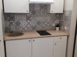 Продается 1-комн. квартира, площадью 18 м2 в 27 мин. транспортом от...