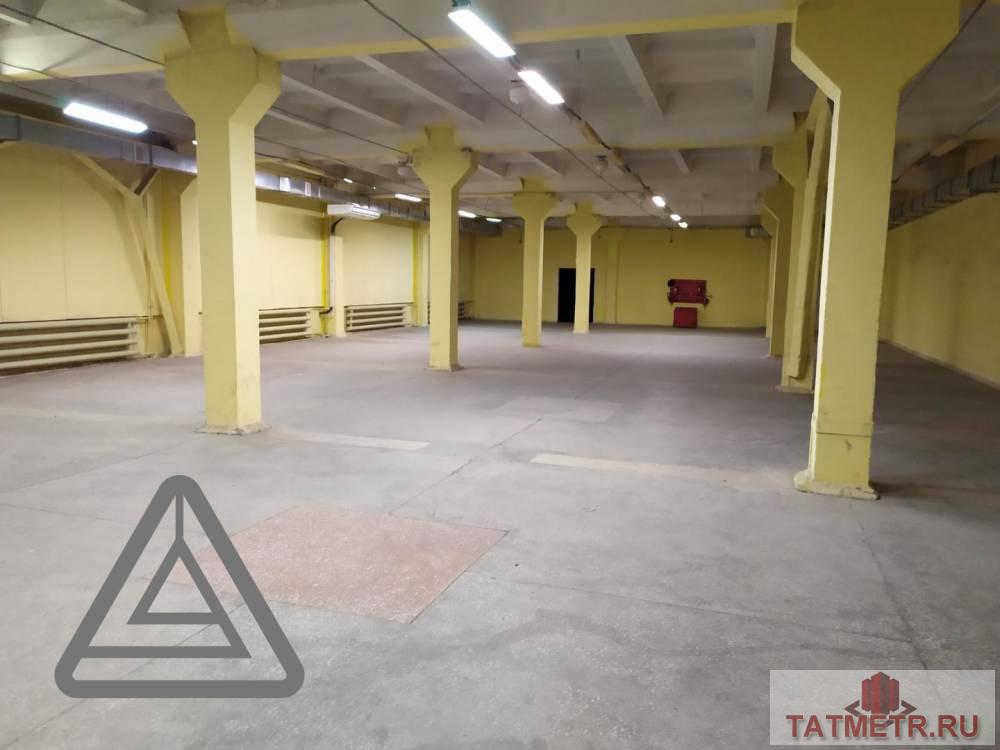 Аренда / Коммерческая / Warehouse, Казань, Воскресенская улица, 210 000 Сдается производственно-складское помещение на ул. Воскресенская 20 (Техническая). 2 этаж В помещении: —...