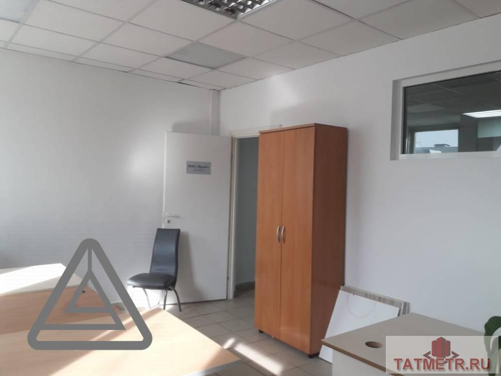Коммерческая / Аренда / Офисы, Казань, улица Космонавтов, 52 200 Сдается помещение офис по адресу: ул. Космонавтов 73. В отличном состоянии В помещении: — Телефон — Интернет —... - 2