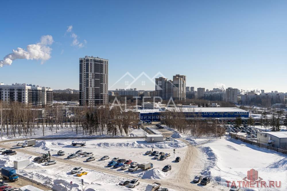 Продажа / Квартиры, Казань, улица Родины, 5 450 000 В ПРОДАЖЕ СВЕТЛАЯ И ПРОСТОРНАЯ СТУДИЯ С ДИЗАЙНЕРСКИМ РЕМОНТОМ И МЕБЕЛЬЮ В ЖК «РОДИНА»! ПРЕИМУЩЕСТВА: — Дом находится... - 13