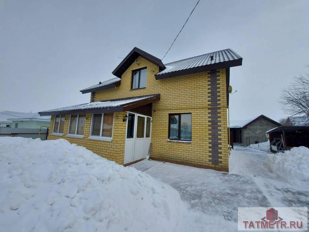 Продажа / Дома и коттеджи, деревня Куюки, Тукая, 6 900 000 Продается шикарный 2-х этажный кирпичный коттедж в с. Куюки, в 15 минутах от Казани. Площадь дома 150,1 м2. Фундамент...