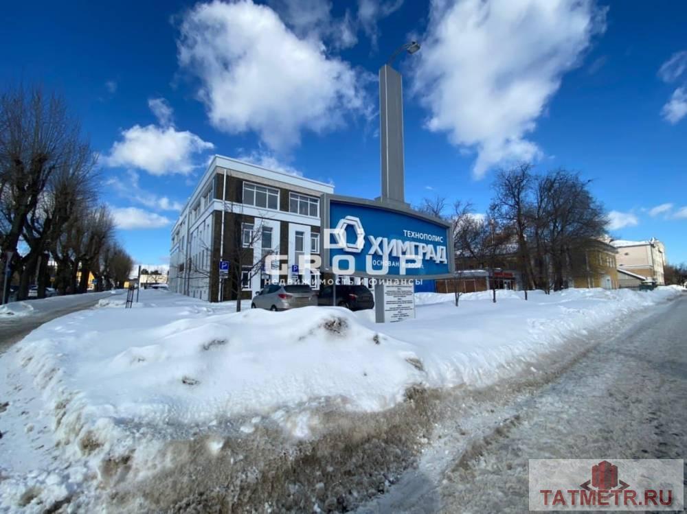 Аренда / Коммерческая / Free purpose, Казань, улица Восстания, 252 000 Сдаются в аренду помещения свободного назначения на 2 этаже 420 кв.м.. в Торговом центре на ул. Восстания 92А.... - 1