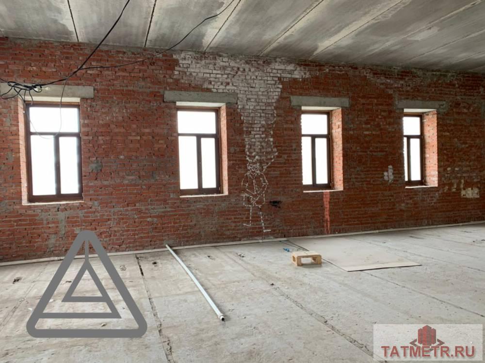 Аренда / Коммерческая / Free purpose, Казань, Московская улица, 826 965 1. Сдается трехэтажное здание по адресу Московская 36. 1-этаж 412.4 м2 2- этаж 412.9 м2 3- этаж 210 м2 Общее :... - 5