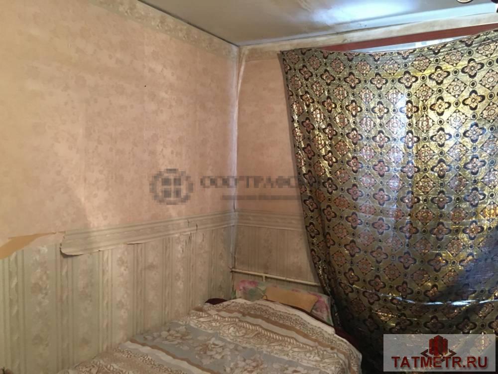 Продаю 2-комнатную квартиру на 5 этаже 5-этажного кирпичного дома. Дом расположен в центре города, на ул.... - 10