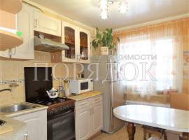 Агентство недвижимости ПОРЯДОК представляет!
Продается квартира на...