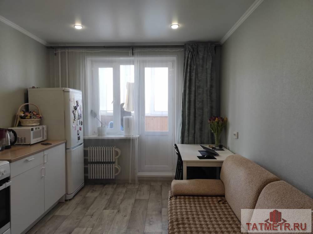 Продается 1-комн. квартира, площадью 48 м2 в 12 мин. транспортом от м.Горки, район города - Советский.  Жилая площадь... - 1