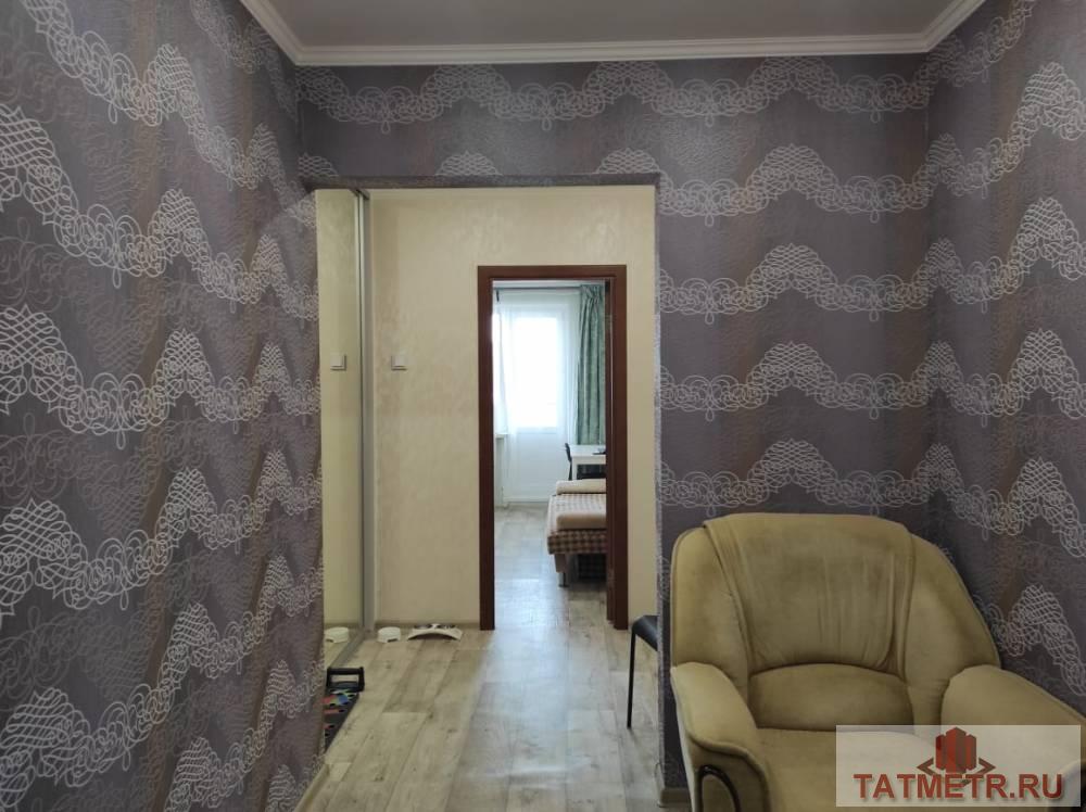 Продается 1-комн. квартира, площадью 48 м2 в 12 мин. транспортом от м.Горки, район города - Советский.  Жилая площадь... - 11