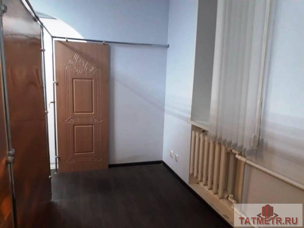 Аренда / Коммерческая / 3, Зеленодольск, Ленина улица, 6 500 СДАЕТСЯ отличное помещение в центре г. Зеленодольск. В помещении сделан качественный ремонт. Прекрасно подойдет под...