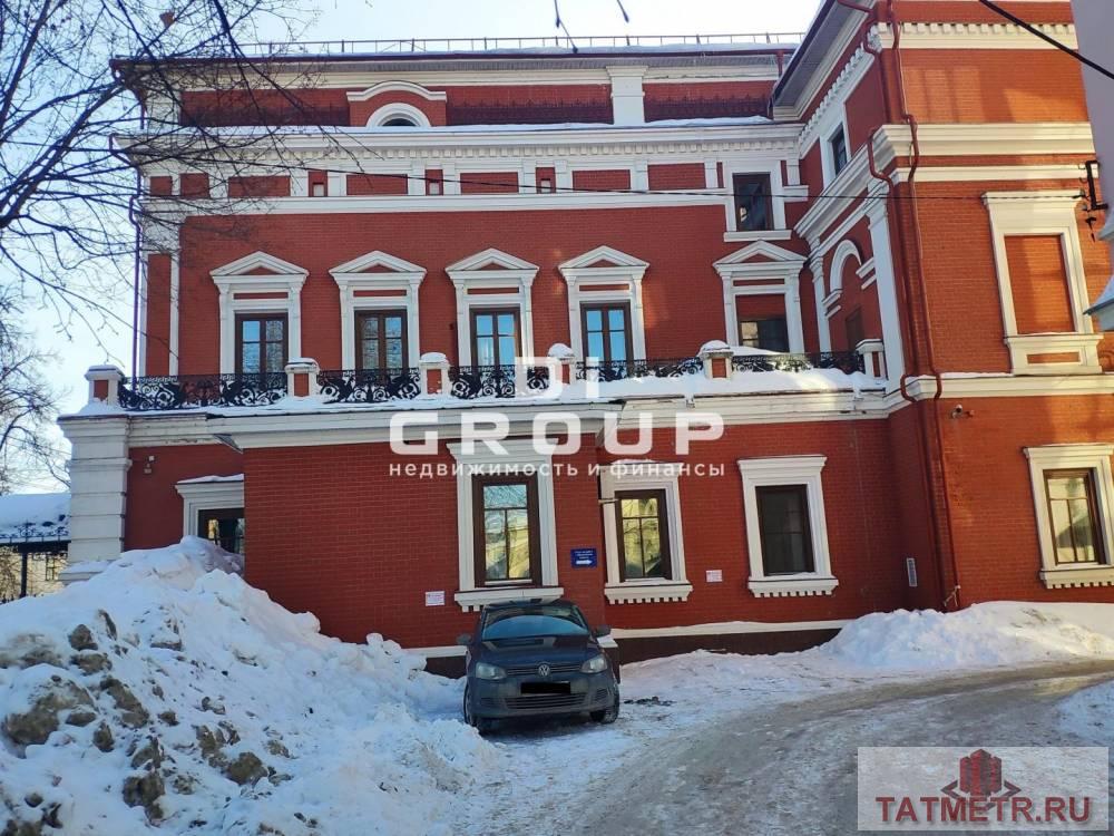 Продажа / Коммерческая / Free purpose, Казань, улица Карла Маркса, 350 000 000 Продаю Отдельно стоящее здание в Вахитовском районе на первой линии с супер надежным арендатором 2896 кв.м. по улице... - 2