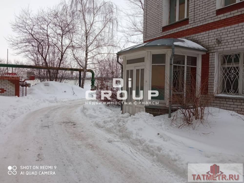 Аренда / Коммерческая / Warehouse, Казань, улица Седова, 65 400 Сдается помещение свободного назначения: Основные характеристики: — отдельная входная группа, 3 входа — выхода...