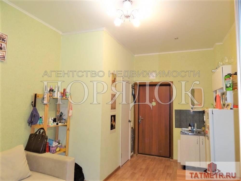Продажа / Квартиры, Казань, Абжалилова, 1 750 000 Агентство недвижимости ПОРЯДОК представляет! Продается гостинка со статусом КВАРТИРА (ул. Абжалилова 1/82) с... - 4