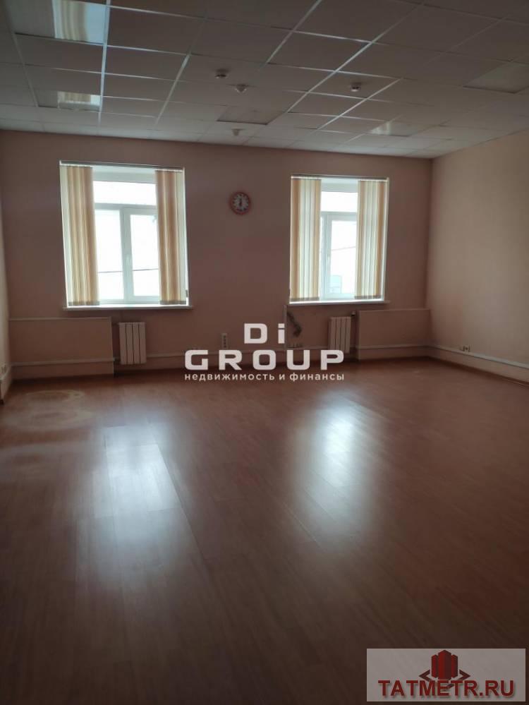 Коммерческая / Аренда / Офисы, Казань, улица Бутлерова, 26 600 Сдаю 38 кв.м., каждый офис изолирован, площадь обговаривается, второй этаж в БЦ в Вахитовском районе по улице... - 3