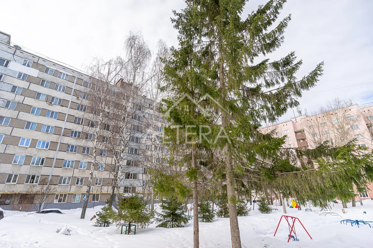 Продажа / Квартиры, Казань, улица Карбышева, 4 000 000 В продаже 2-х комнатная квартира, район метро Горки. • Общая площадь 43,7 кв.м. • Кухня 7,6 кв.м. • Жилая площадь... - 19