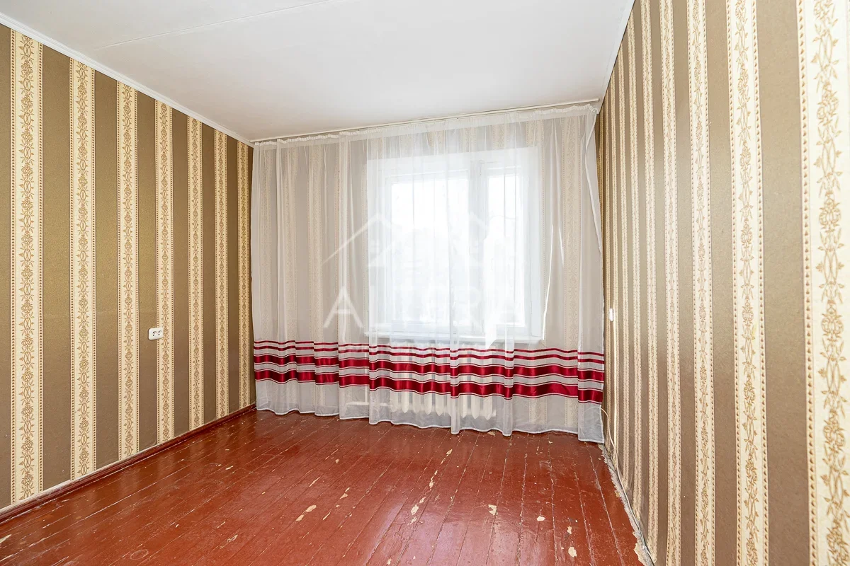 В продаже 2-х комнатная квартира, район метро Горки.

• Общая...