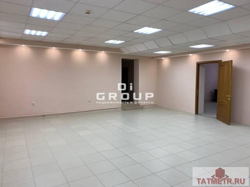 Продажа / Коммерческая / Office, Казань, улица Журналистов, 12 400 000 Продается помещение свободного назначения 198 кв.м. в Советском районе, на оживленном перекрестке ул. Журналистов и... - 13
