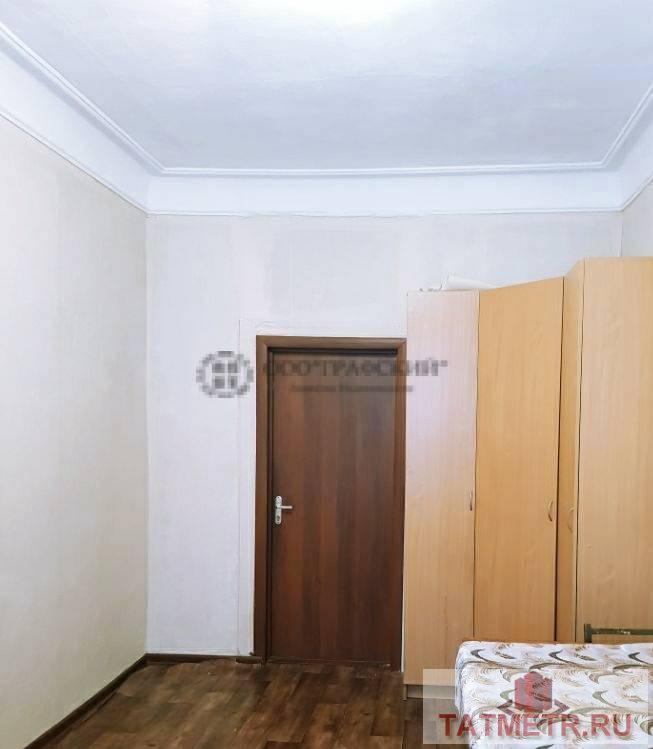 Продажа / Комнаты, Казань, улица Хасана Туфана, 1 000 000 Продается светлая теплая комната в кирпичном 2-этажном доме. Общая площадь комнаты 15,6 м2. Всего одна соседка. Места... - 2