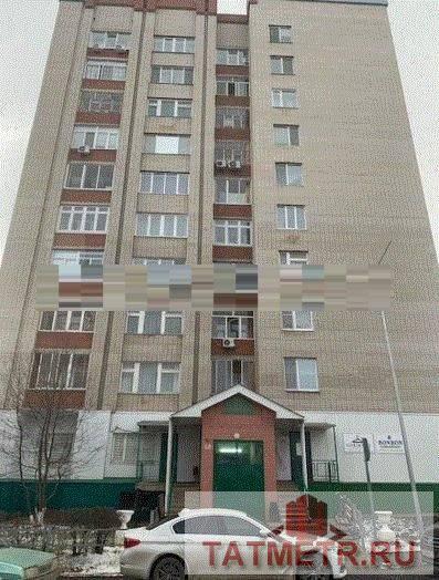 Продажа / Квартиры, Елабуга, Нефтяников, 2 201 600 Продается 4-комнатная квартира общей площадью 109 кв. м, расположенная на 4 этаже 9-этажного кирпичного дома....