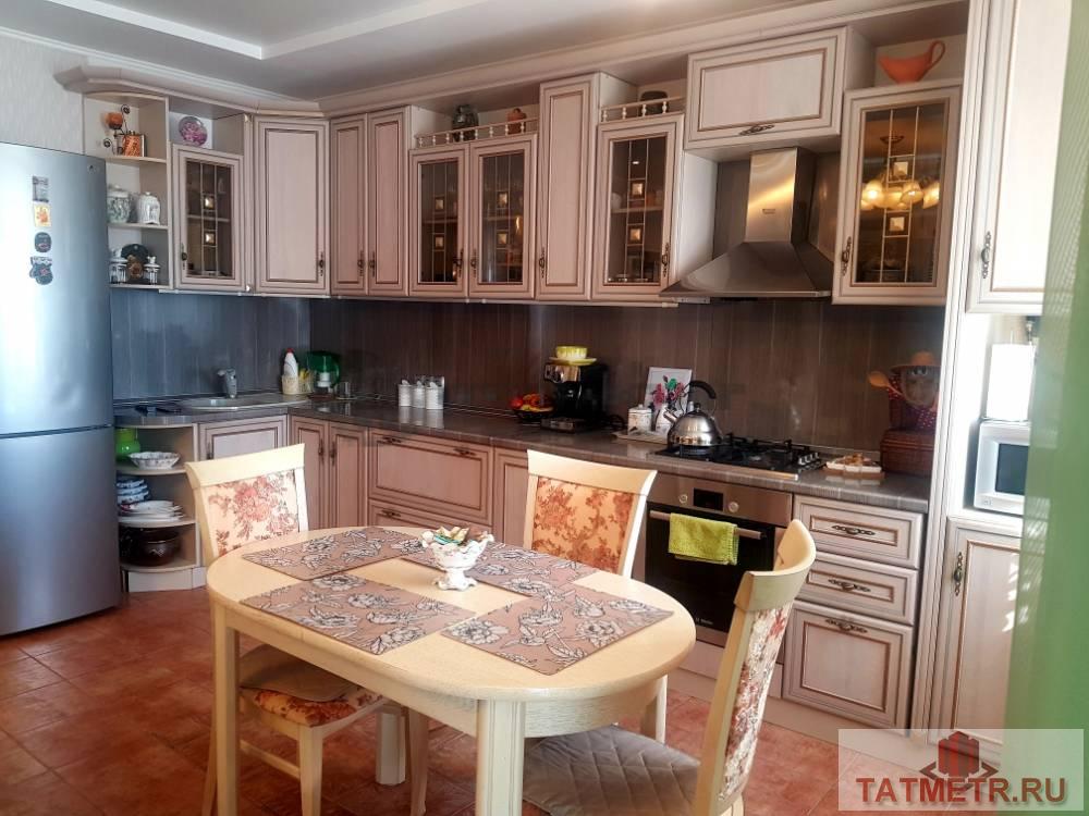 Продажа / Квартиры, Казань, улица Гарифа Ахунова, 7 590 000 Продам замечательную 2-х комнатную квартиру в микрорайоне Солнечный город ул. Ахунова д.16 Квартира расположена на...