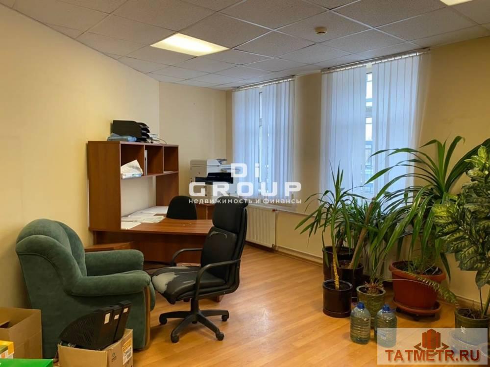 Коммерческая / Аренда / Офисы, Казань, улица Николая Столбова, 31 450 Сдаются в аренду офисы: 37 кв.м., в БЦ в центре города на ул. Столбова (на пересечении с ул. Парижской Коммуны)... - 22