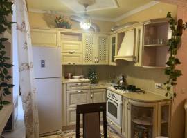 Продается 2-комн. квартира, площадью 45 кв.м в 4 мин. пешком от...