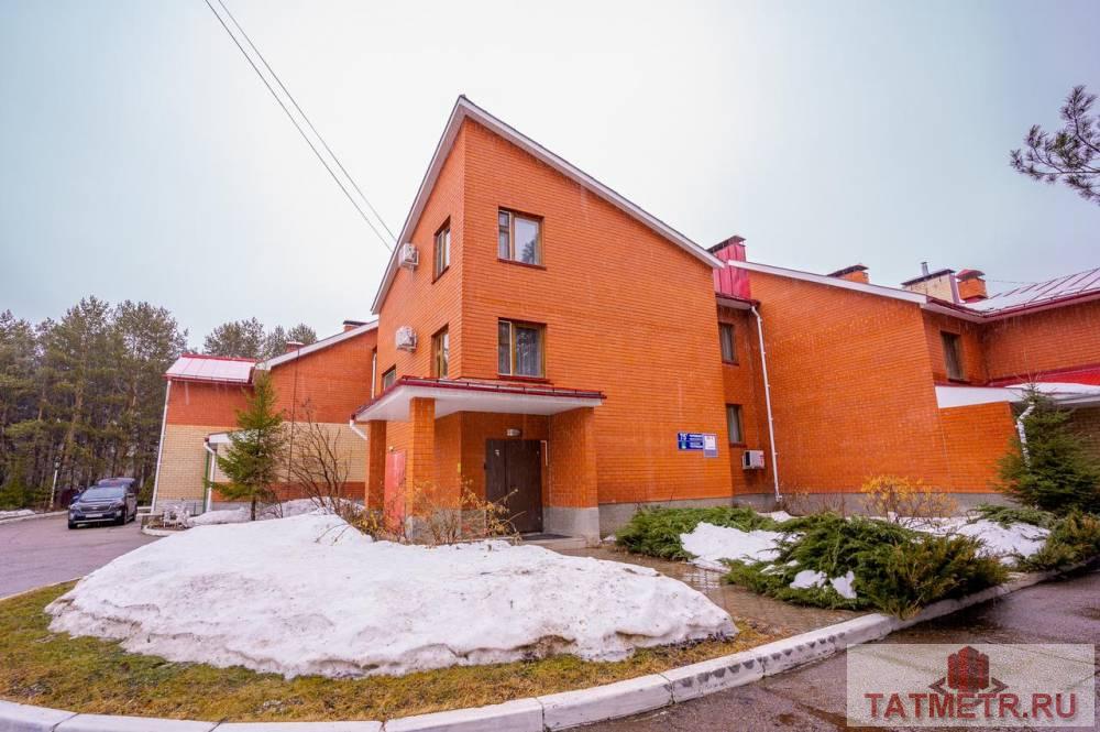 Продажа / Элитное жилье, Набережные Челны, Чулман проспект, 16 000 000 Продаём таунхаус в центре Набережных Челнов! Есть много причин купить именно этот дом мечты: + 4 жилые комнаты, 3...