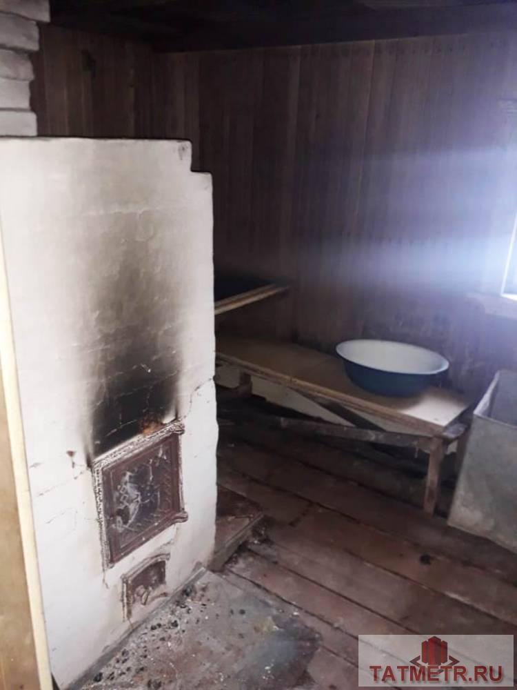 Продажа / Жилая / Дом с участком, пгт. Нижние Вязовые, Свердлова улица, 1 250 000 Продается дом в живописном районе пгт. Нижние Вязовые. В доме большой зал, две спальни, кухня. Окна пластиковые,... - 4