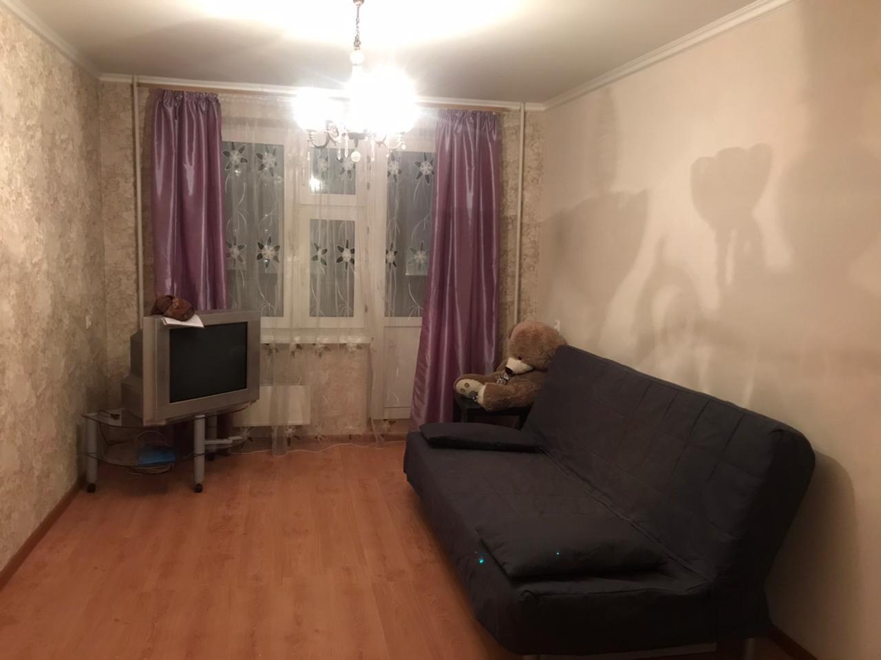 Аренда / Жилая / Квартира, Казань, Абсалямова, 17 000 Сдается 1-комн. квартира на любой срок в 10 мин. пешком от м.Козья слобода, район города - Ново-Савиновский, площадью...