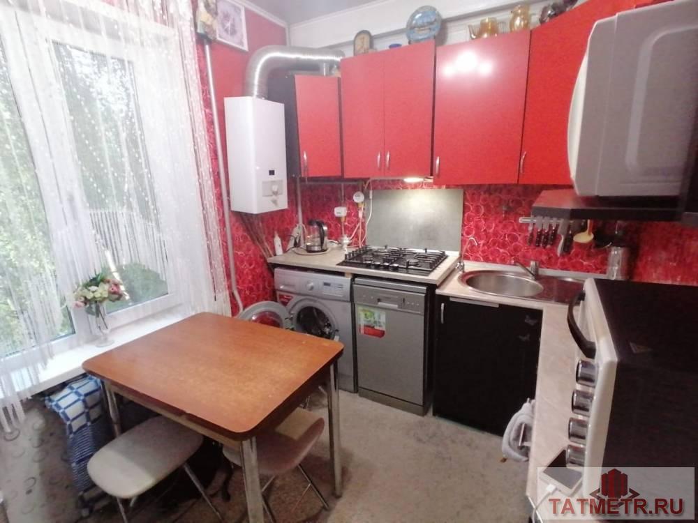 Продается 2-комн. квартира, площадью 44.2 м2 в 7 мин. пешком от м.Горки, район города - Приволжский.  Жилая площадь... - 2
