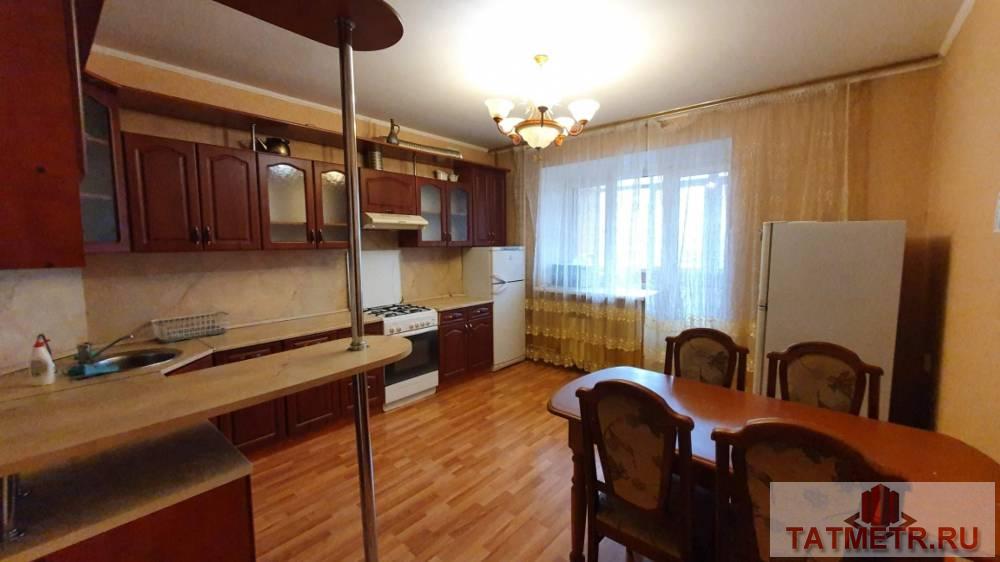 Аренда / Жилая / Квартира, Казань, Дружинная, 32 000 Сдается трехкомнатная квартира в Кировском районе . Имеется мебель и техника: дивана, 2 кровати, телевизор,... - 1
