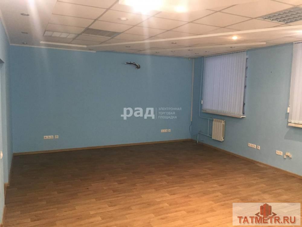 Продажа / Commercial / Office, Казань, 2-я Азинская, 19 966 000 Срочная продажа! Продается офис площадью 759.3 кв.м на 1 этаже 10-этажного в 15 мин. транспортом от м.Суконная... - 3