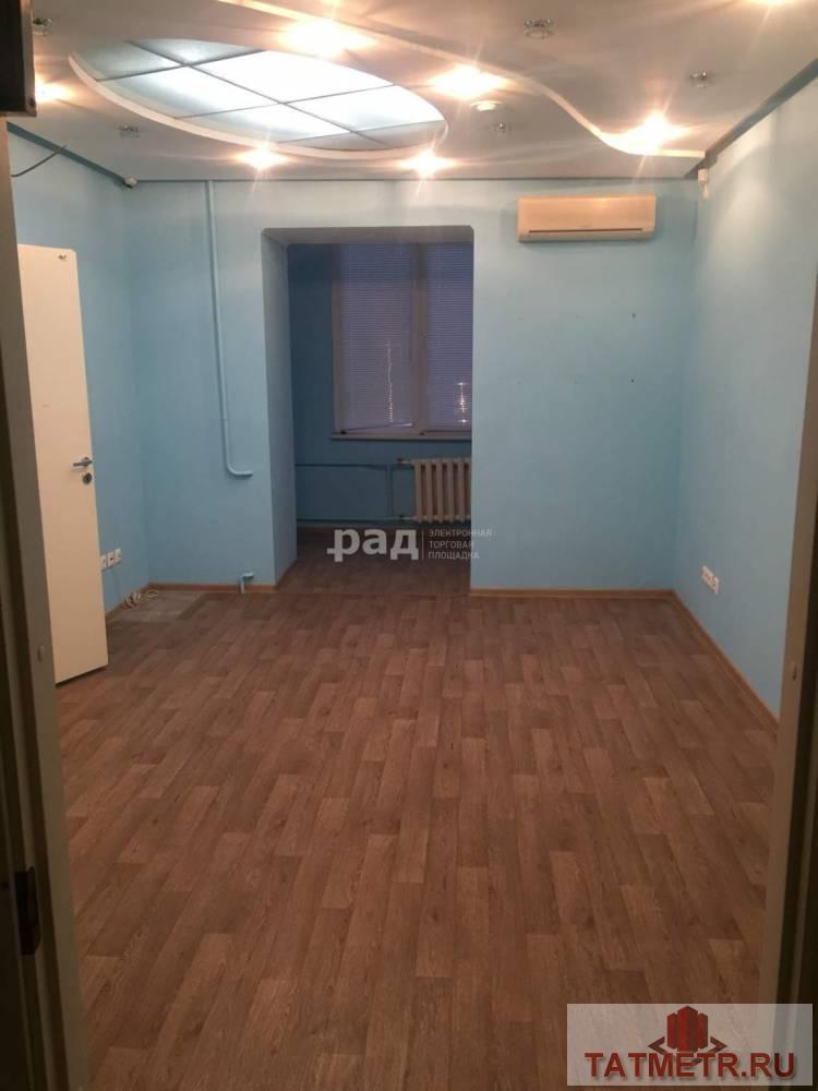 Продажа / Commercial / Office, Казань, 2-я Азинская, 19 966 000 Срочная продажа! Продается офис площадью 759.3 кв.м на 1 этаже 10-этажного в 15 мин. транспортом от м.Суконная... - 4