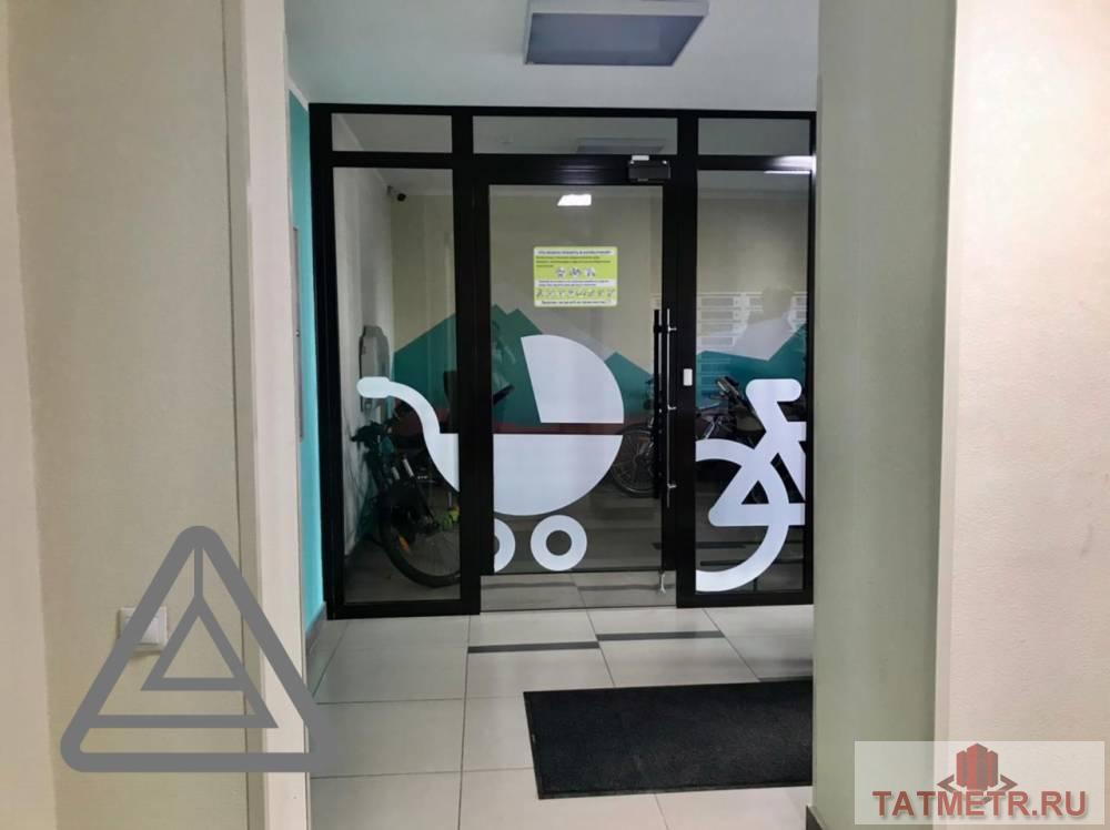 Продажа / Квартиры, Казань, улица Разведчика Ахмерова, 8 400 000 Продается в ЖК АРТ СИТУ 2-х комнатная меблированная квартира общей площадью 54.9 кв.м большая терраса ,и балкон... - 8