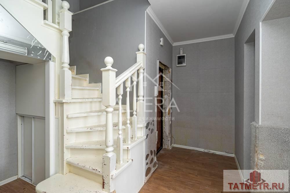 Продажа / Квартиры, Казань, улица Гарифа Ахунова, 7 900 000 ВНИМАНИЕ! В продаже ЭКСКЛЮЗИВНАЯ, СВЕТЛАЯ, УЮТНАЯ 3-х трехкомнатная квартира на мансардном этаже кирпичного дома в... - 10