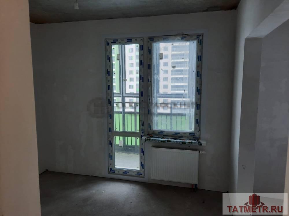 Продажа / Квартиры, Казань, улица Александра Курынова, 3 900 000 Продается замечательная квартира в ЖК «Светлая Долина». Квартира квадратной формы, с удобной планировкой. Квартира в... - 3