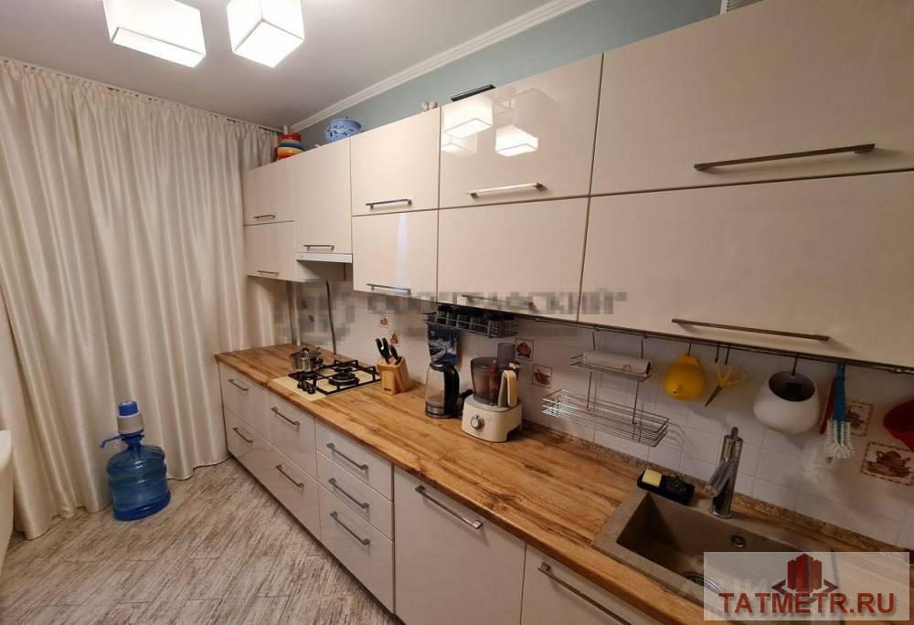 Продажа / Квартиры, Казань, улица Коммунаров, 6 700 000 СРОЧНАЯ ПРОДАЖА. Продается двухкомнатную квартиру, площадью 56,1 кв. м, плюс большая лоджия 6х1,4 м. Удобное...