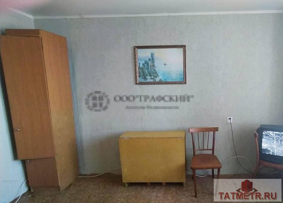 Продажа / Комнаты, Казань, улица Солидарности, 820 000 Продается уютная, теплая комната в семейном общежитии блочного типа. В комнате пластиковое окно, натяжной потолок.... - 3