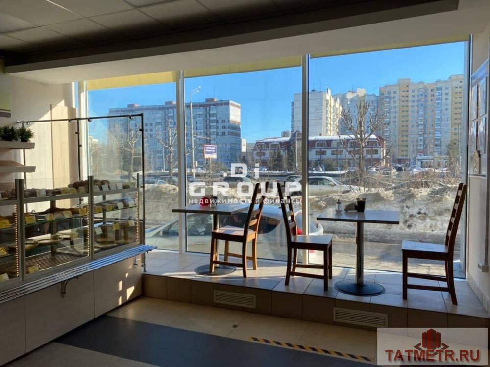 Аренда / Коммерческая / Public catering, Казань, проспект Ямашева, 114 400 Сдается в аренду помещение свободного назначения на первой линии 88 кв.м. Высокий пешеходный трафик. Транспортная... - 3