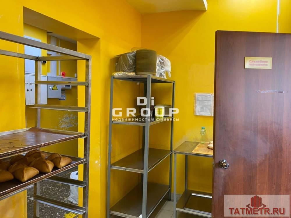Аренда / Коммерческая / Public catering, Казань, проспект Ямашева, 114 400 Сдается в аренду помещение свободного назначения на первой линии 88 кв.м. Высокий пешеходный трафик. Транспортная... - 4