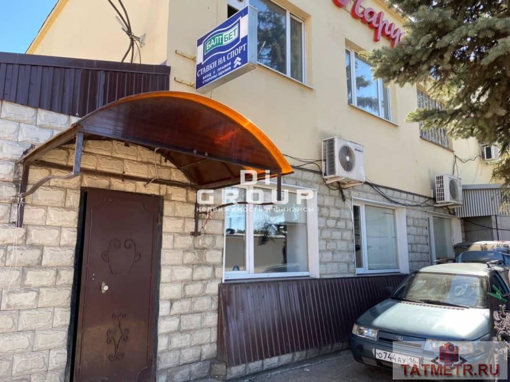 Продажа / Коммерческая / Office, Казань, улица Липатова, 1 050 000 Продается офис в Советском районе на ул Липатова. На территории вещевого рынка, в шаговой доступности жд станция,...
