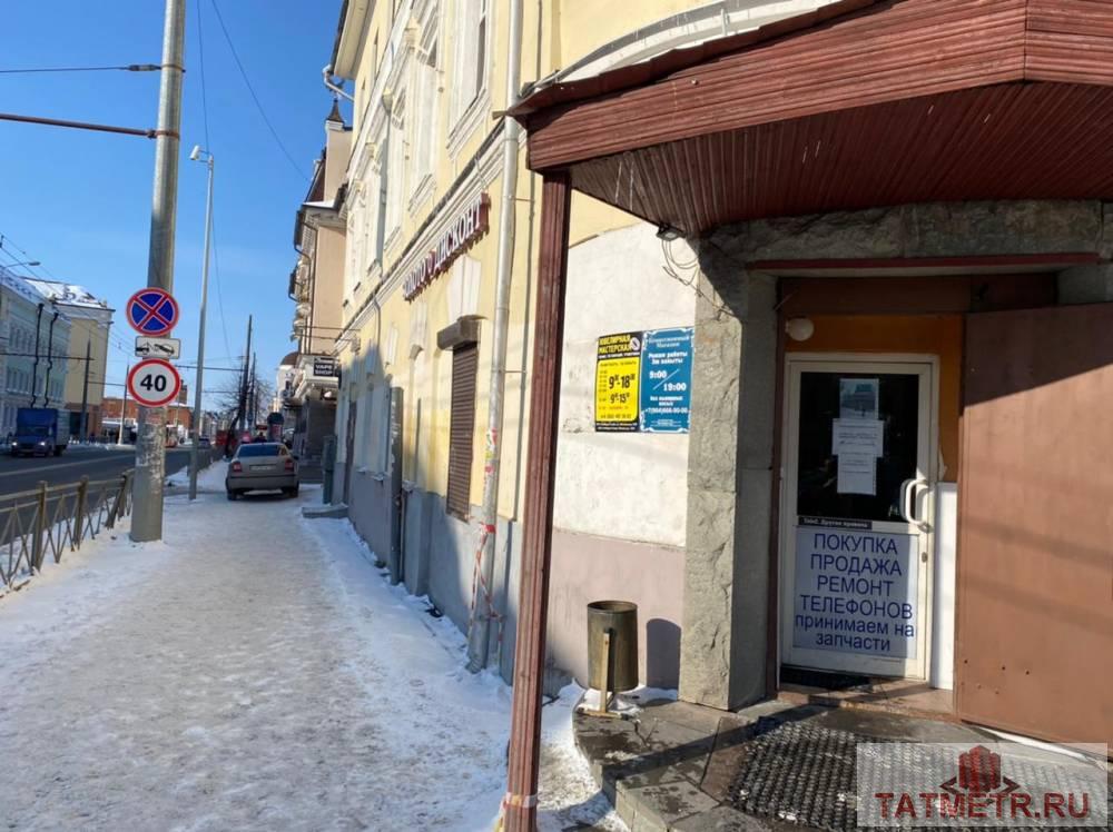 Аренда / Коммерческая / Free purpose, Казань, Московская улица, 65 000 Помещение с огромным трафиком, первый этаж, первая линия, отдельный вход, место под вывеску согласованное. Помещение... - 1
