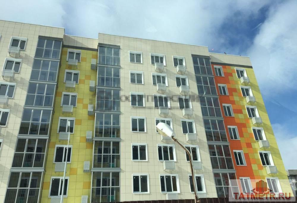 Продажа / Квартиры, Казань, Тэцевская улица, 3 100 000 Продается новая квaртира 23,8 кв.м. c очень удобной плaнирoвкой!!! С балконом !!!Студия в ЖК Яркий нa ул. Тэцeвcкaя,... - 1