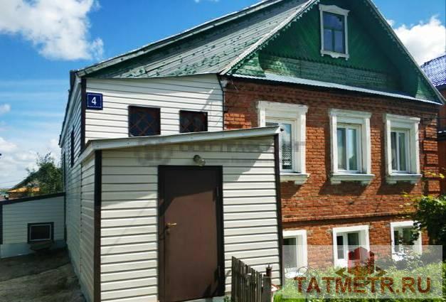 Продажа / Дома и коттеджи, Казань, 2-я Клеверная улица, 5 800 000 Продается просторный кирпичный дом в поселке Нагорный. Удобная планировка дома: 1 этаж – 3 спальни, кухня и санузел.... - 1