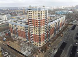 Продаю 2-х комнатную в новом доме, в центре Советского района. ЖК...
