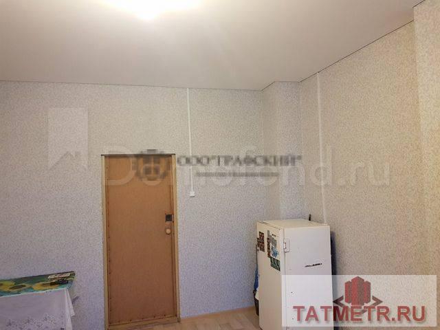 Продажа / Комнаты, Казань, улица Академика Арбузова, 1 690 000 Продается уютная комната на 1 этаже 3 х этажного дома. Новый, свежий ремонт вложений не требует заезжай живи. Вся... - 2