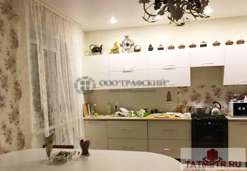 Продажа / Дома и коттеджи, Казань, Зеленая улица, 9 200 000 Продается замечательный просторный коттедж в Советском районе. Дом в отличном состоянии, сделан евроремонт. Теплые...