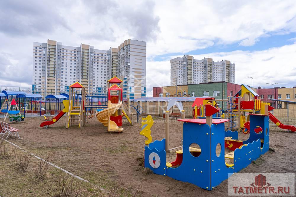 Продажа / Квартиры, Казань, улица Андрея Адо, 4 100 000 При входе в квартиру вы сразу почувствуете уют и тепло этой квартиры. Она очень просторная, светлая и сразу порадует... - 20